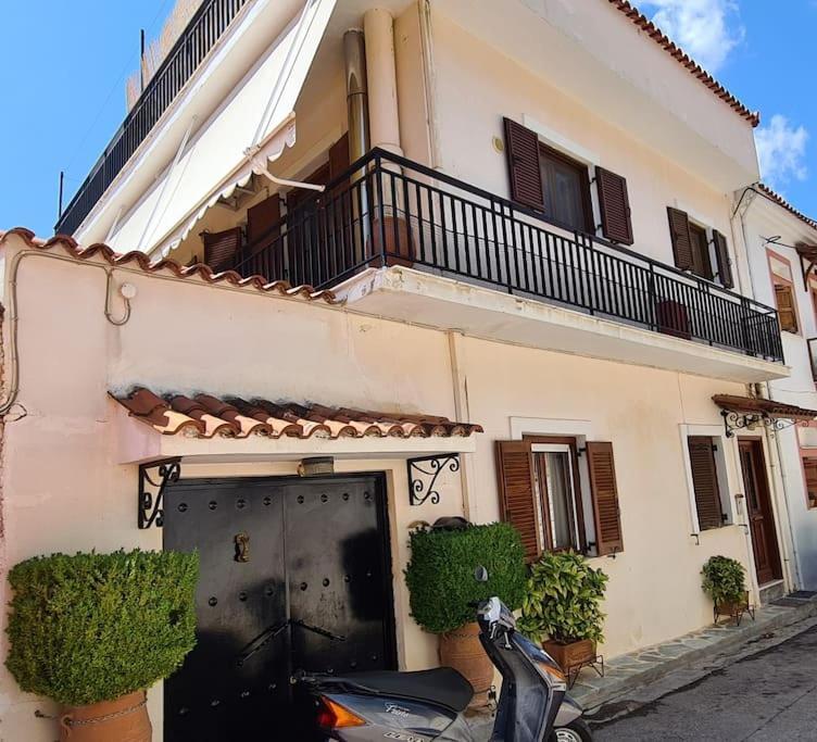 'Ηδιστον,Delphi Apartment ภายนอก รูปภาพ